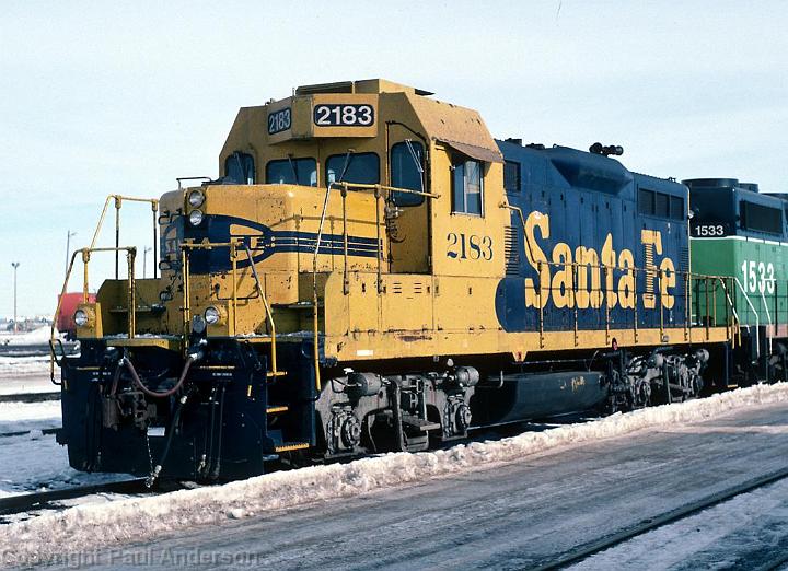 ATSF 2183 - GP9.jpg